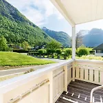 Loenfjord ホテル ローエン