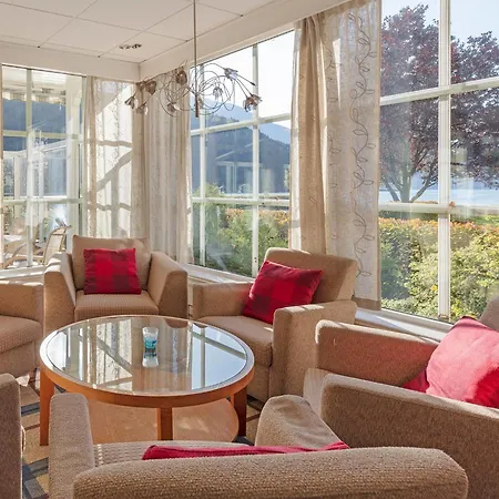 Hotel Loenfjord 4*