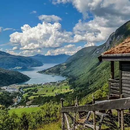 Loenfjord Hotel 4*