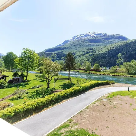 Loenfjord 3* Loen