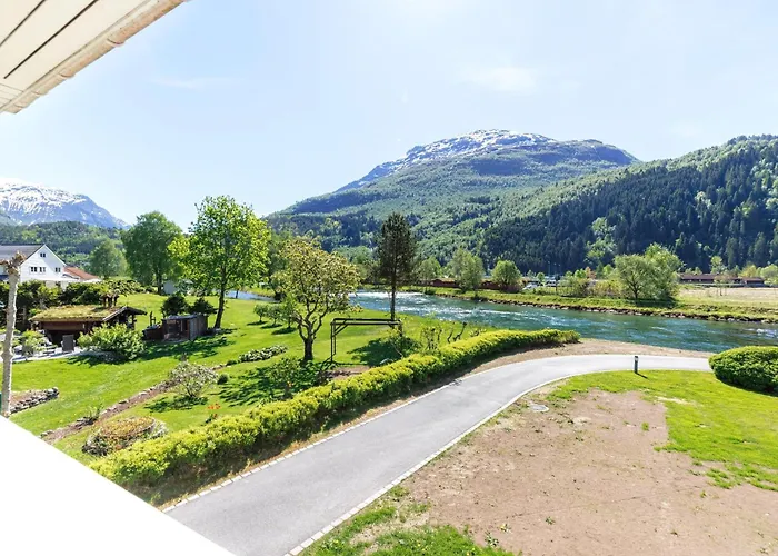 Loenfjord 3* Loen