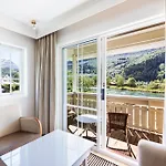 Hotel Loenfjord Loen