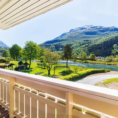 Otel Loenfjord Loen
